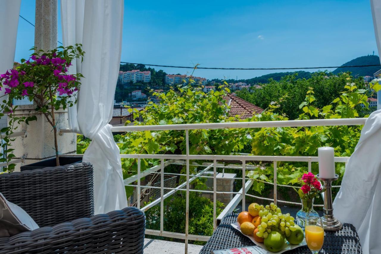 Superior Stunning Apartment Gravosa With A Free Parking Дубровник Екстер'єр фото