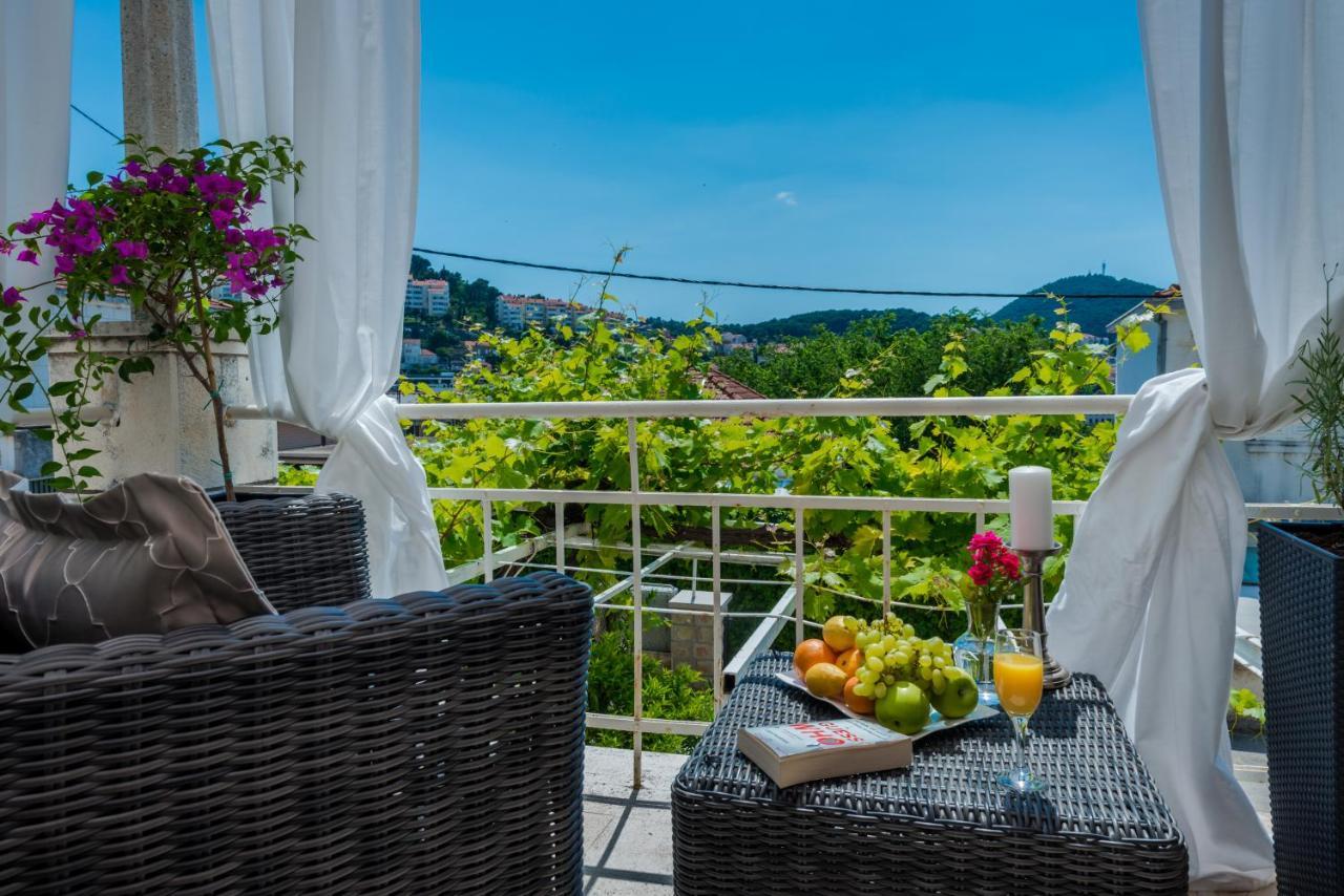 Superior Stunning Apartment Gravosa With A Free Parking Дубровник Екстер'єр фото