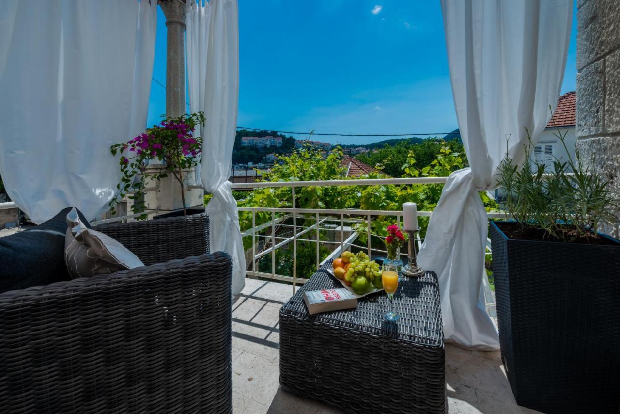 Superior Stunning Apartment Gravosa With A Free Parking Дубровник Екстер'єр фото