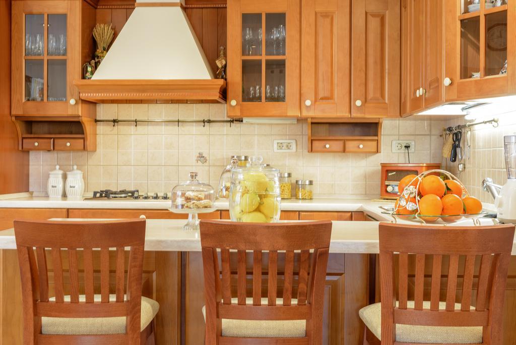 Superior Stunning Apartment Gravosa With A Free Parking Дубровник Екстер'єр фото