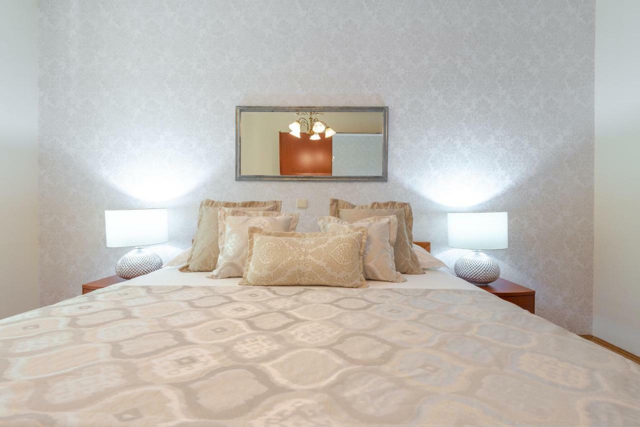 Superior Stunning Apartment Gravosa With A Free Parking Дубровник Екстер'єр фото