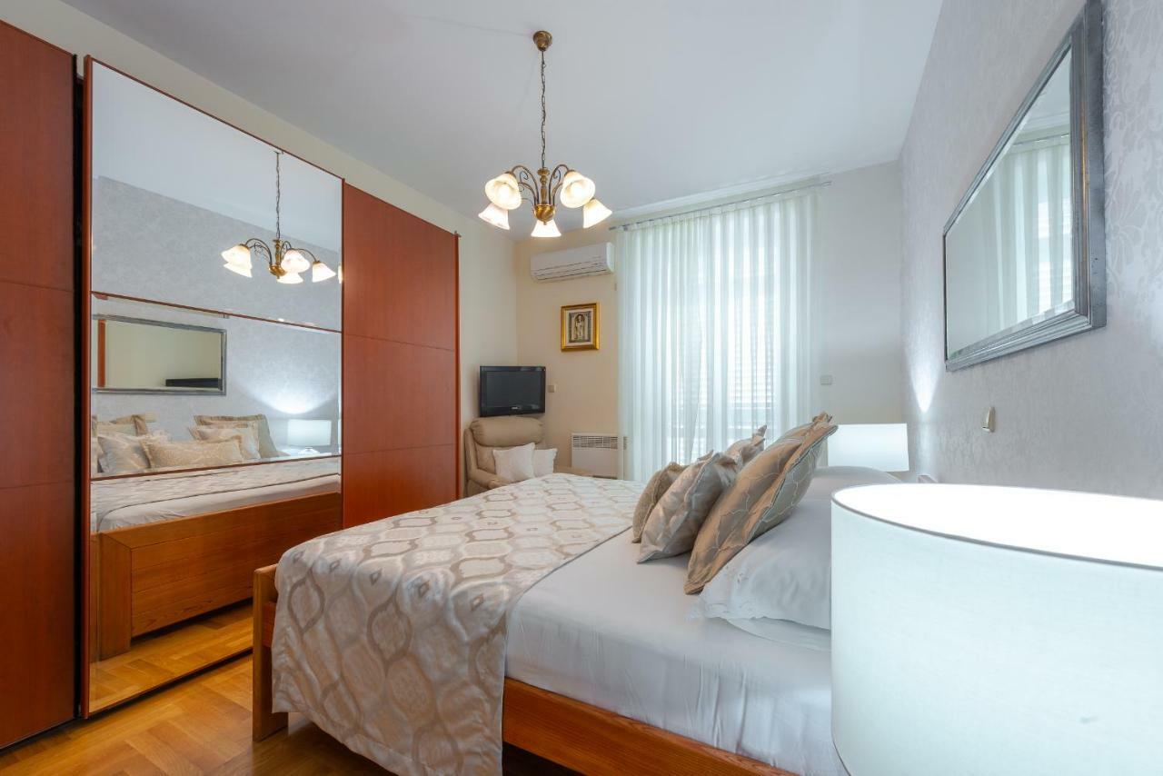 Superior Stunning Apartment Gravosa With A Free Parking Дубровник Екстер'єр фото