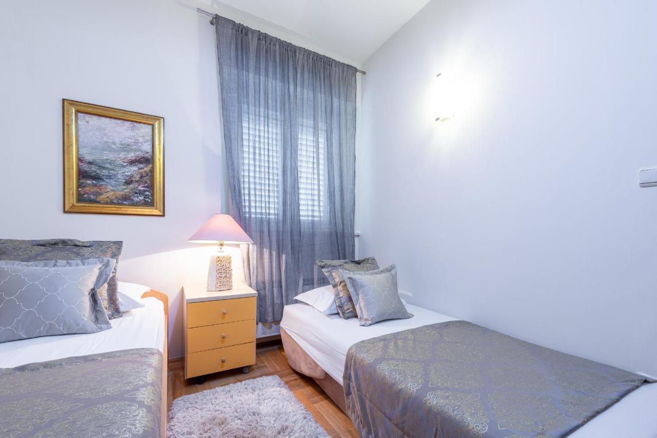 Superior Stunning Apartment Gravosa With A Free Parking Дубровник Екстер'єр фото